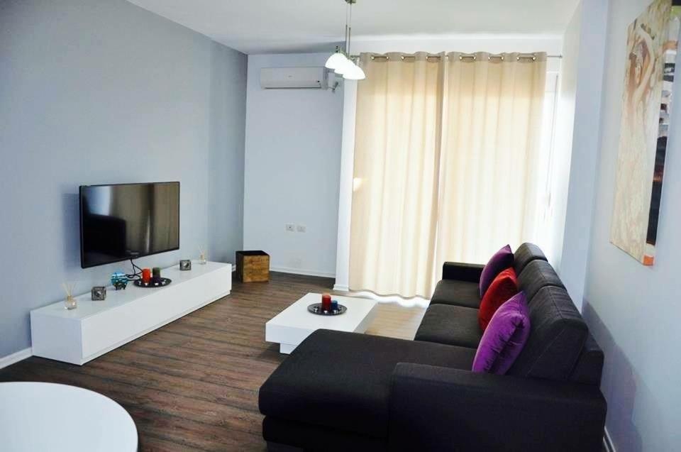 Rock Apartments Sarandë Exteriör bild