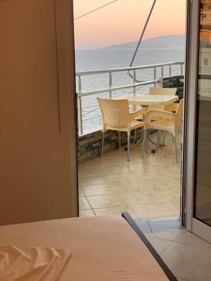 Rock Apartments Sarandë Exteriör bild