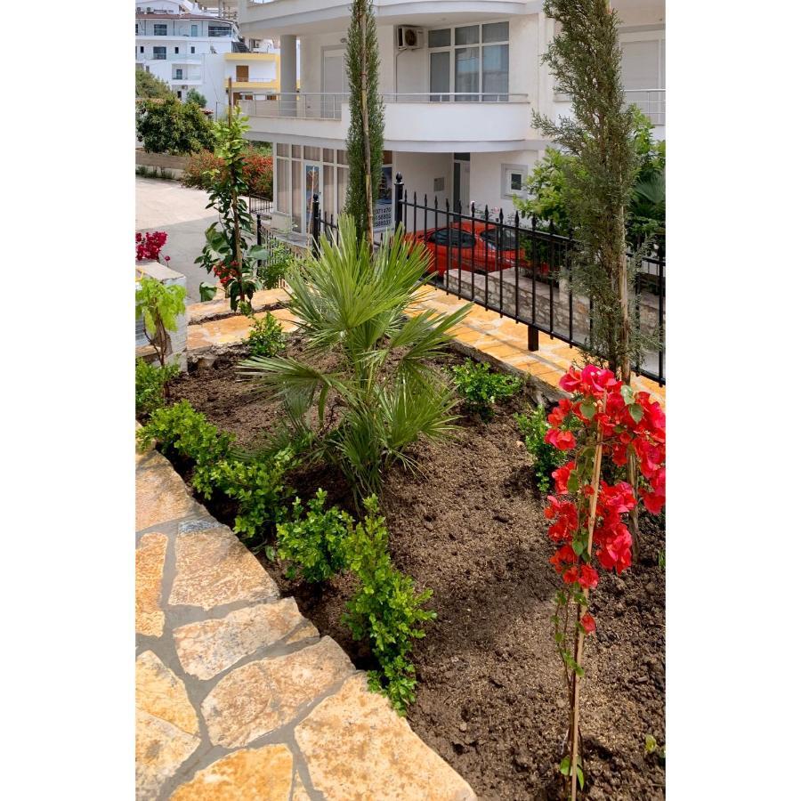 Rock Apartments Sarandë Exteriör bild